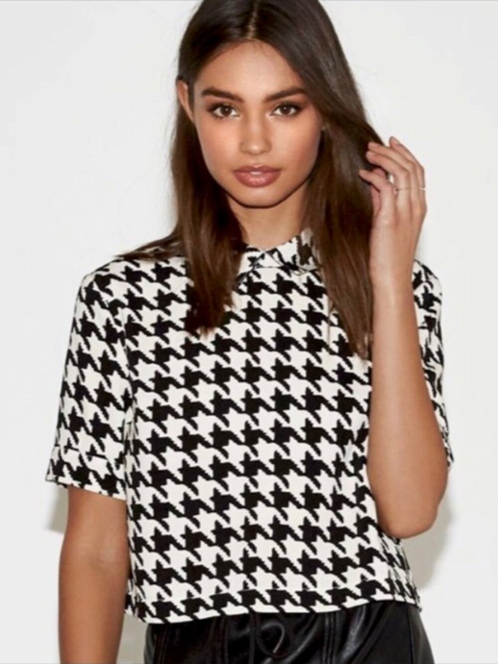 KENDALL & KYLIE Black White Houndstooth Crop Top L